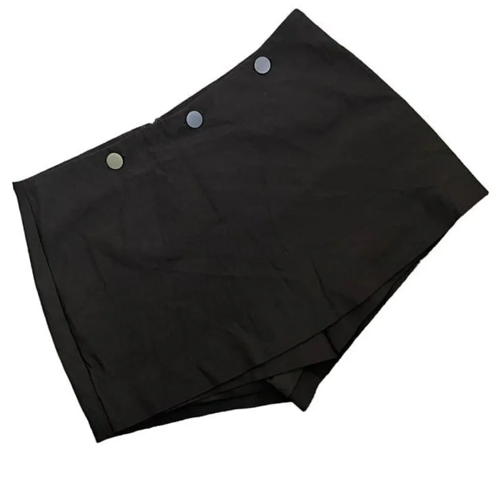 NBD Ivor Skort in Black